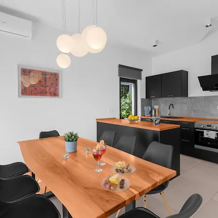 Holiday home Marko Aurelia Porec