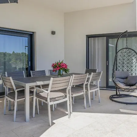 Marko Aurelia Сasa de vacaciones *